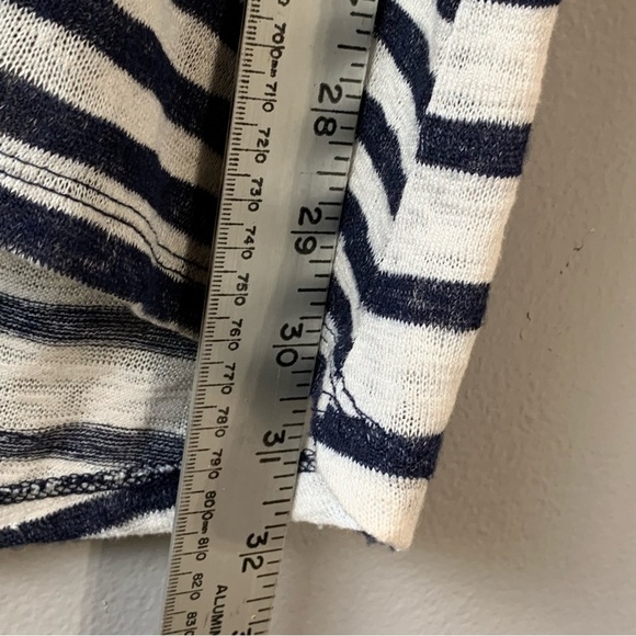 Lane Bryant navy blue stripe lightweight sweater with short sleeve.‎ Size 14/16 - Picture 6 of 6